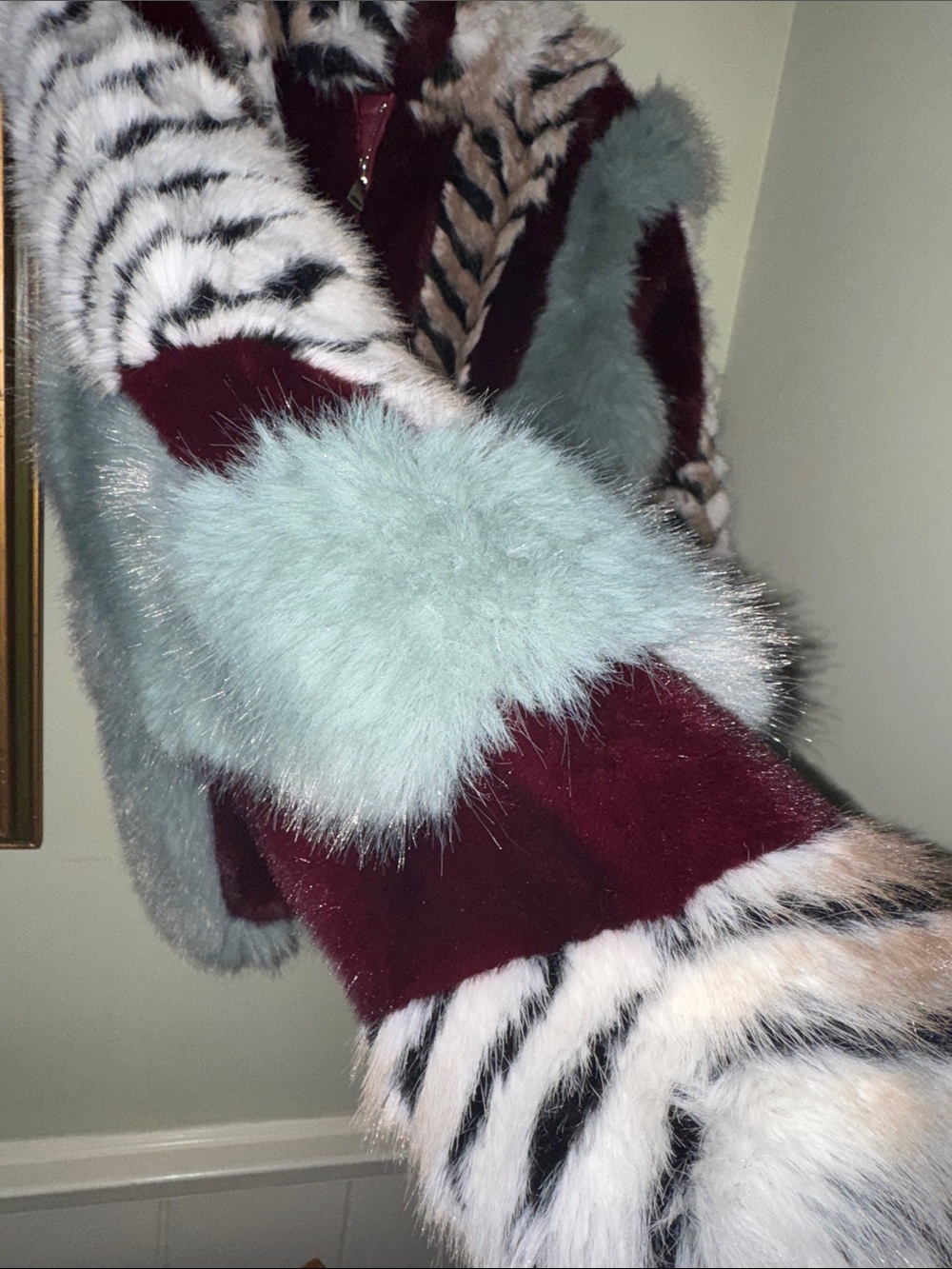 Akira HAVE IT ALL PANELED FUR COAT Stylish Multicolor Faux Fur Jacket L Large - Picture 5 of 7